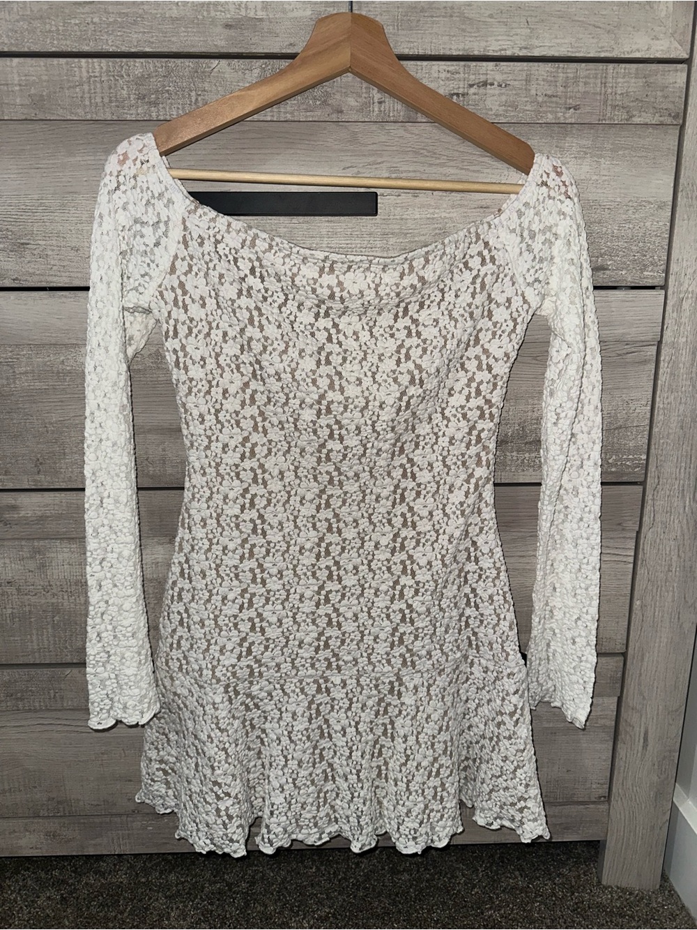 Whitefox NWT White Lace Long-Sleeve Fit & Flare Dress